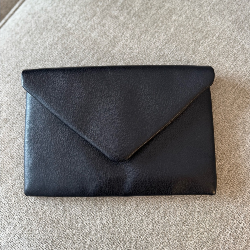 Black Shoulder/ Crossbody Bag with Gold Chain Detail - Picture 2 of 7